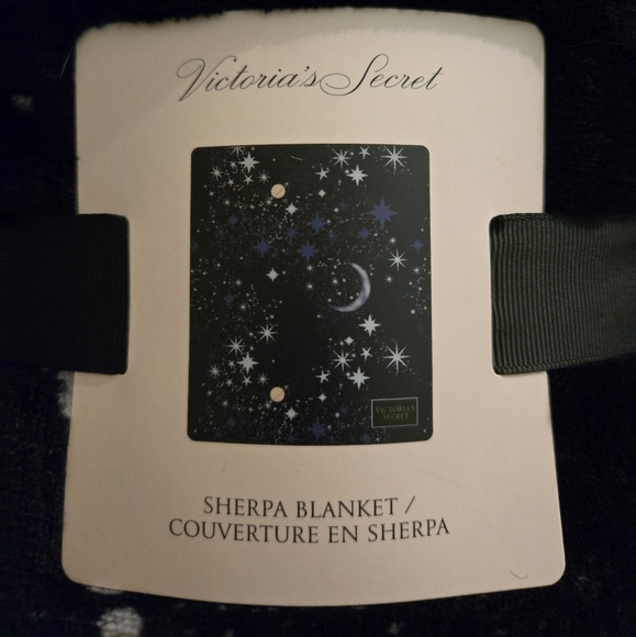 Victoria's Secret Galaxy Sherpa Blanket NWT - Picture 1 of 5
